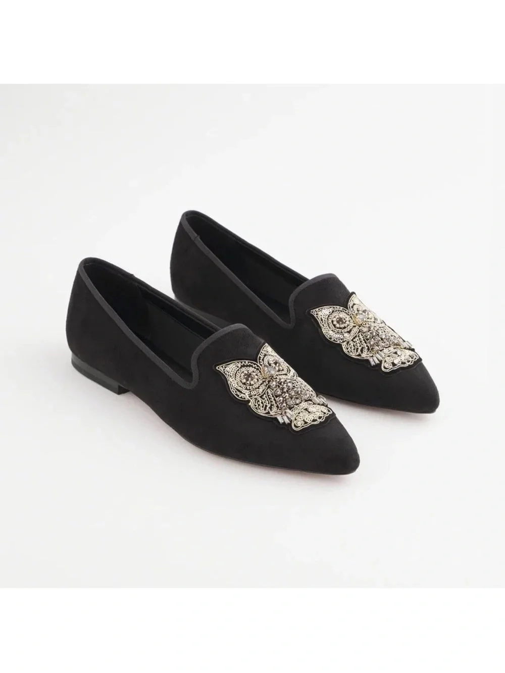 Chico’s Black Suede Pointed Toe Flats Gold beaded Owl Embellishment Size 6.5